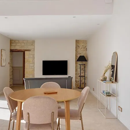 La Maison Leoncine بيت للعطل